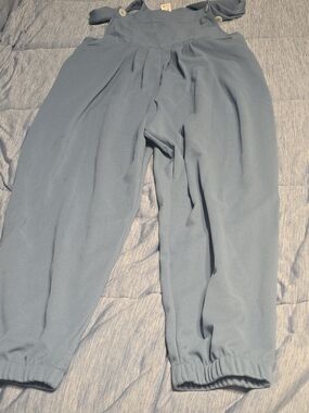 HALARA Light Blue Ribbed Jumpsuit with Adjustable Straps
